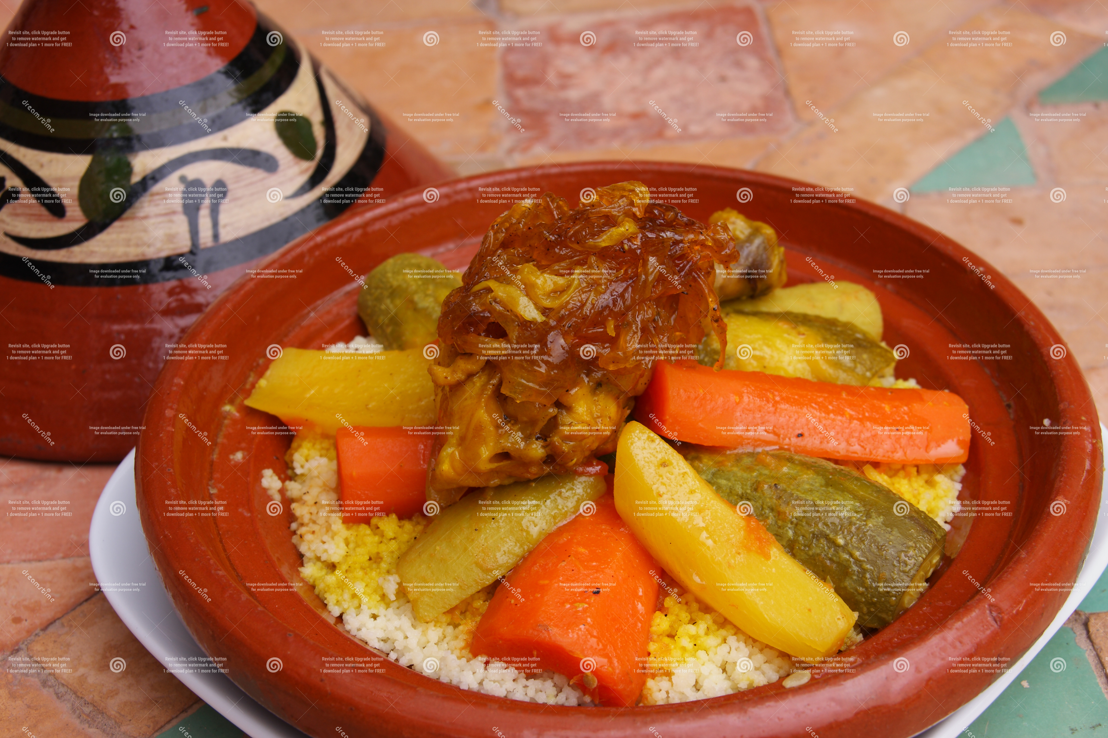 Djerbian couscous with fish and vegetables